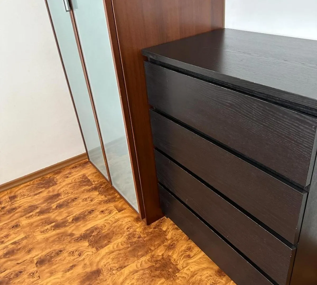 Shared Accommodation Ideal For Professional Or Students In Heart Of London Apartment